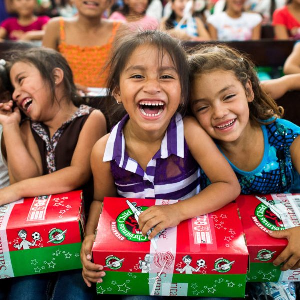 Give a Pre-Packed Shoebox - Image 2